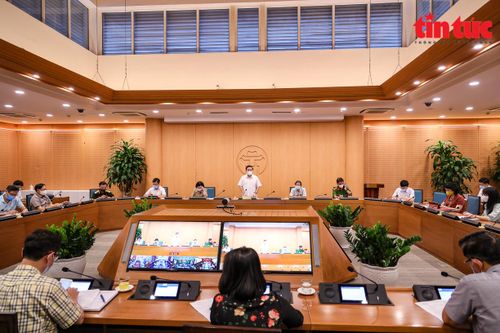 Hà Nội xét nghiệm sàng lọc cho người trở về từ vùng dịch tại Bắc Giang, Bắc Ninh
