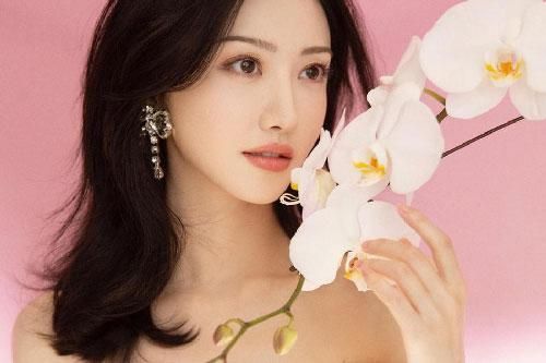 Mê mẩn nhan sắc tuổi 33 của 'Đệ nhất mỹ nữ Bắc Kinh' Cảnh Điềm