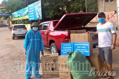 Đồng lòng, chung sức hỗ trợ Si Pa Phìn dập dịch Covid-19