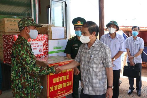 Chủ tịch UBND tỉnh Gia Lai Võ Ngọc Thành kiểm tra công tác phòng-chống dịch Covid-19 khu vực biên giới