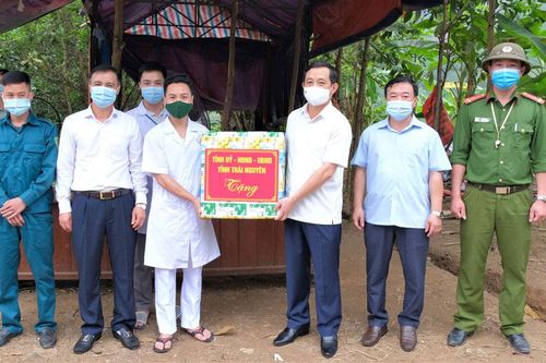 Kiểm tra công tác phòng, chống dịch COVID-19 và chuẩn bị bầu cử