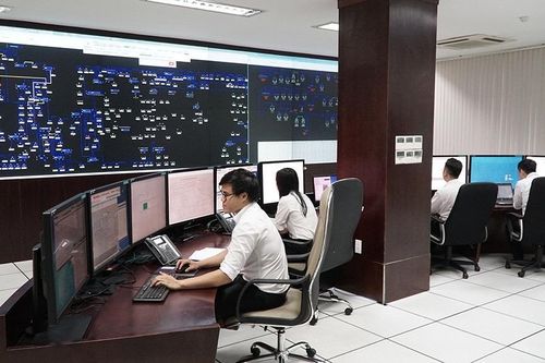 Trung tâm Điều hành SCADA - EVN SPC: Vận hành trực tuyến lưới điện tại 21 tỉnh, thành phía Nam
