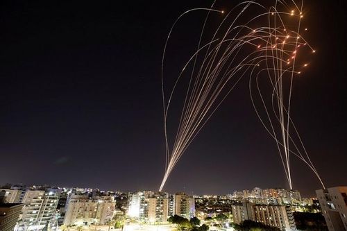 Israel hứng mưa rocket 3.100 quả trong 1 tuần