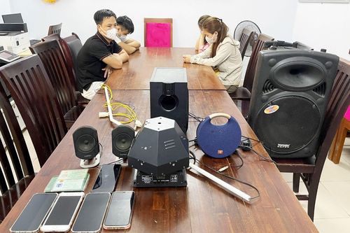 Nhóm nam nữ mở tiệc ma túy ở chung cư trong mùa dịch COVID-19
