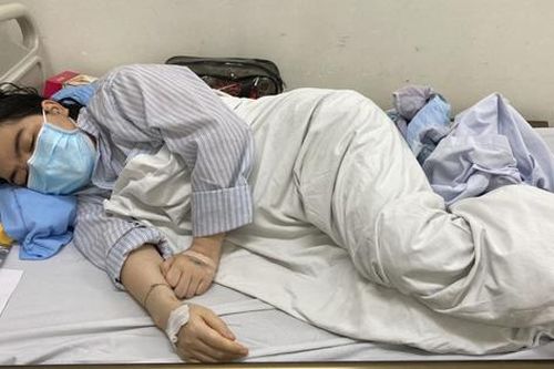 Cùng lúc mắc 2 bệnh, người phụ nữ bất hạnh đau đớn trong bệnh tật vì nghèo
