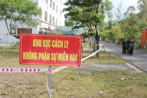 Nhân viên quán bia, người bán hoa chợ Quảng Bá mắc COVID-19, đã cách ly