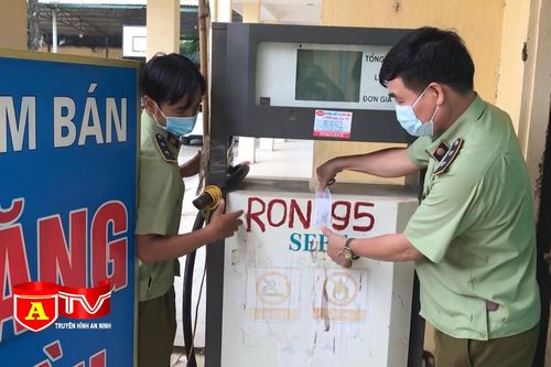 Phát hiện một số cây xăng mini hoạt động không phép