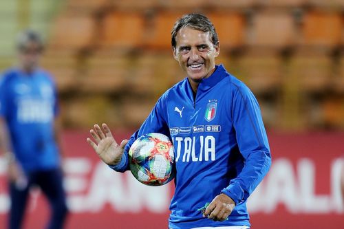 HLV Mancini gắn bó với tuyển Italy thêm 5 năm