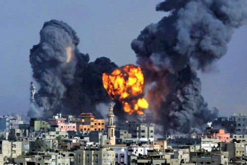 Bị Lebanon nã hụt 6 tên lửa, Israel đáp trả bằng 22 rocket