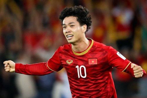 Amaobi: 'Hàng công tuyển Việt Nam mang tin vui cho HLV Park'
