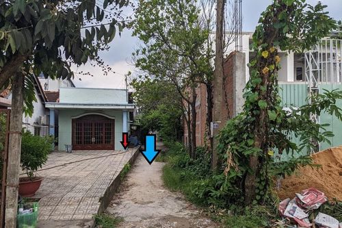 Bình Dương: Tranh chấp lối đi chung, hai cụ bà kiện nhau ra tòa