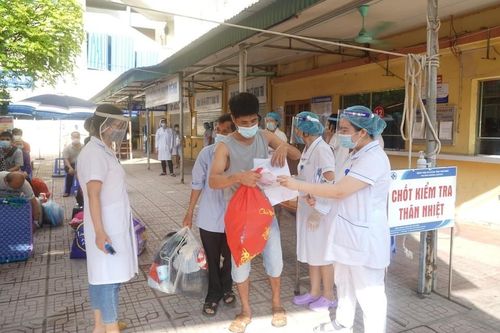 Bệnh viện Đa khoa tỉnh Thái Bình từ chối tiếp nhận người bệnh nếu không liên hệ trước