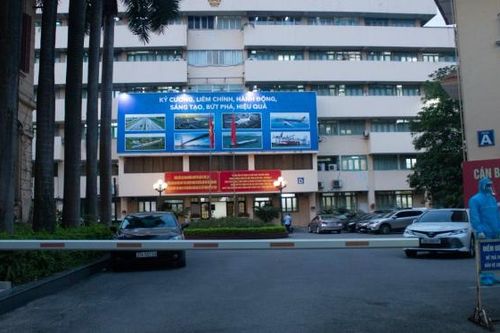 Bộ Giao thông lên tiếng về trường hợp cán bộ nghi mắc COVID-19