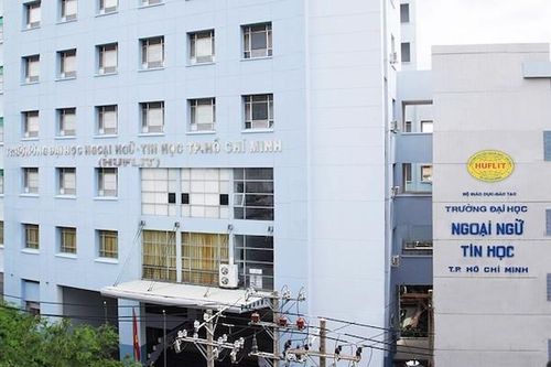 Mạo danh trường ĐH yêu cầu chuyển 150 triệu để nhận học bổng