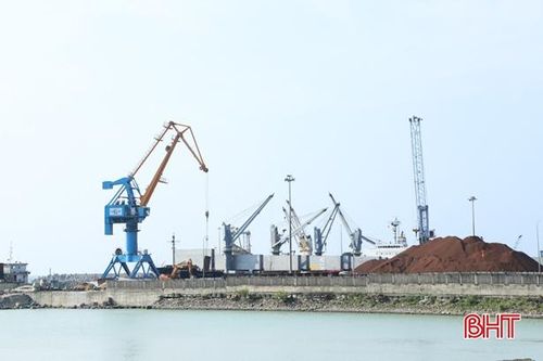 Linh hoạt phương án vận chuyển, Nhiệt điện Vũng Áng 1 chủ động nguồn than phục vụ sản xuất