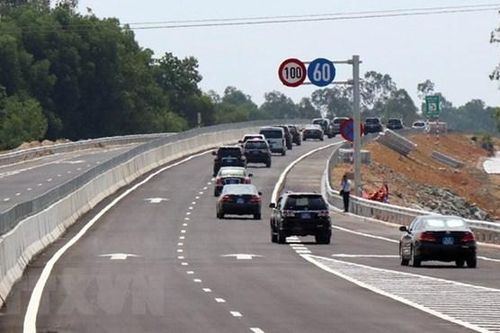 Xử phạt tài xế đi ngược chiều trên đường cao tốc Đà Nẵng-Quảng Ngãi