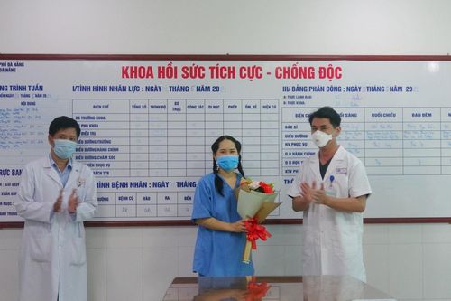 Nữ điều dưỡng bị sốc phản vệ sau tiêm vaccine COVID-19 ở Đà Nẵng được ra viện