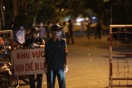 TP Hồ Chí Minh: Thêm một trường hợp dương tính với SARS-CoV-2, phong tỏa một căn hộ tại Quận 7