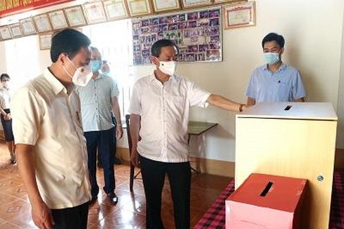 Chủ nhiệm Ủy ban Kiểm tra Tỉnh ủy kiểm tra công tác chuẩn bị bầu cử tại huyện Lâm Thao