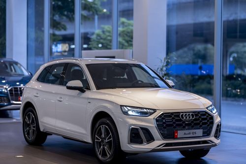 Audi Q5 2021 cập bến thị trường Việt Nam, nâng cấp trang bị và thể thao hơn