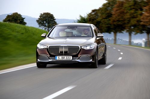 'Trùm cuối ' Mercedes-Maybach S680 4MATIC trình làng, cạnh tranh Bentley Flying Spur và Rolls-Royce Ghost