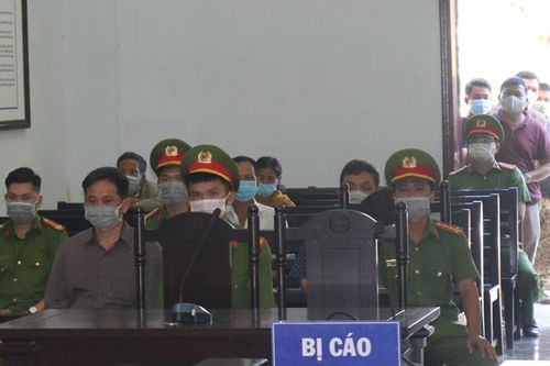Vì sao phiên tòa xét xử Bí thư xã đốt xác chiếm đoạt tiền bảo hiểm bị hoãn?