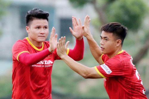 Đang tập trung đấu vòng loại World Cup, cầu thủ tuyển Việt Nam bầu cử thế nào?