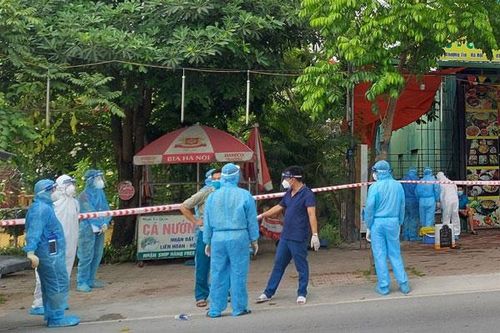 Phong tỏa một khu vực thuộc huyện Thường Tín sau khi ghi nhận trường hợp F0