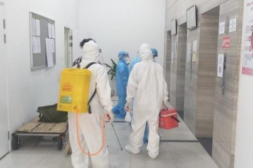 Hà Nội: Bố, con trai và nữ giúp việc của cựu giám đốc Hacinco dương tính với SARS-CoV-2