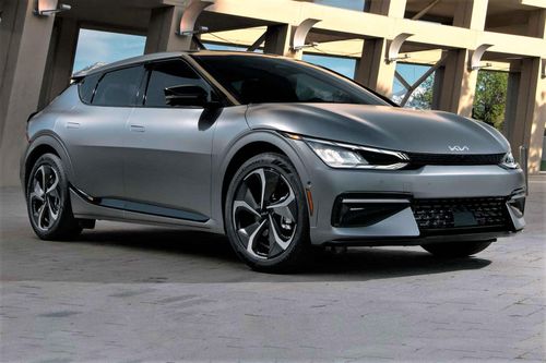 Kia EV6 - SUV chạy điện có công suất 576 mã lực