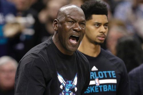 Đội của Michael Jordan không thể vào NBA play-off