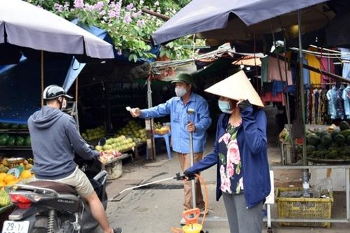 Quận Hoàng Mai chủ động phòng, chống dịch Covid-19 tại các chợ, siêu thị