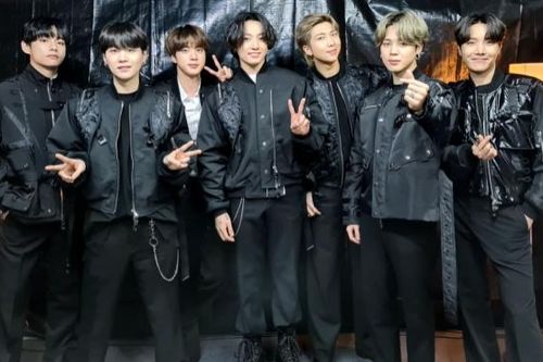 Sao K-pop 'hot' trên Twitter: BTS dẫn đầu, đàn em YG vượt Blackpink