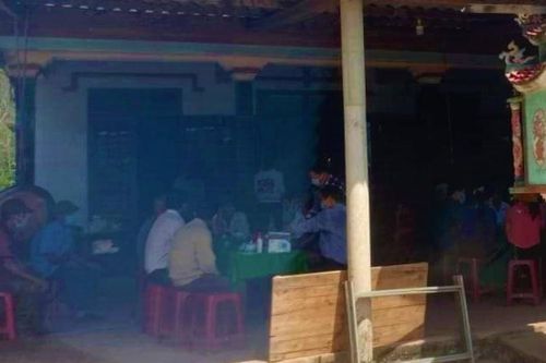 Ba cháu nhỏ đuối nước trong ao cá