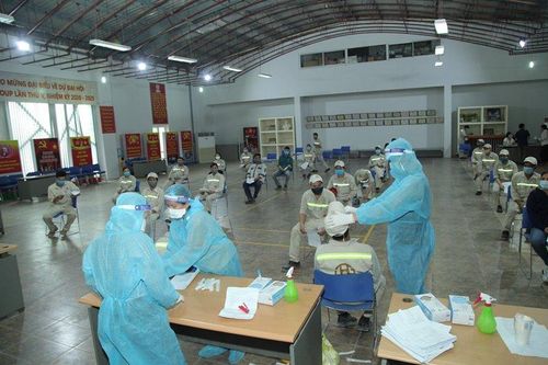 Toàn bộ doanh nghiệp KCN Vĩnh Phúc xét nghiệm SARS-CoV-2