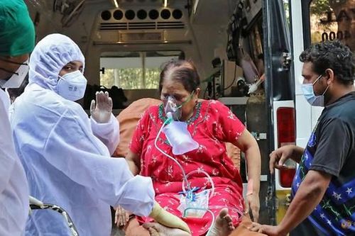 Argentina, Malaysia lập kỷ lục ca tử vong do Covid-19, Thái Lan tổ chức du lịch vắc xin