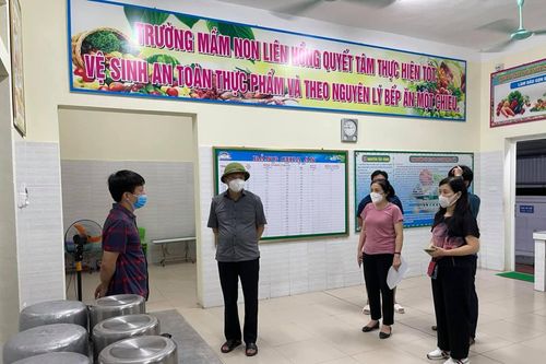 Một học sinh F0, hơn 100 giáo viên, học sinh Hải Dương đi cách ly ngay trong đêm