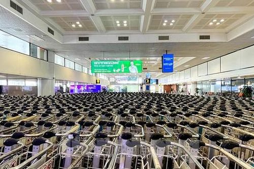 Không khí đìu hiu bao trùm nhà ga, bến xe và sân bay Hà Nội