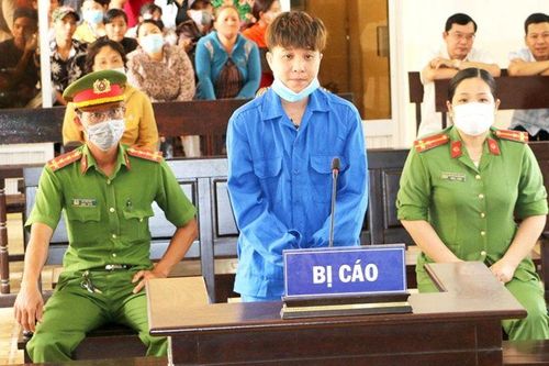 Lĩnh 10 năm tù vì đâm người yêu của em gái
