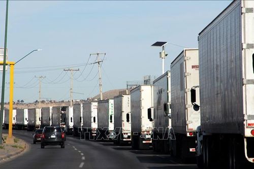 Mexico, Mỹ bàn cách nới lỏng hạn chế đi lại qua biên giới chung