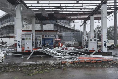 33 người thiệt mạng và hơn 90 người mất tích trong siêu bão Tauktae ở Ấn Độ