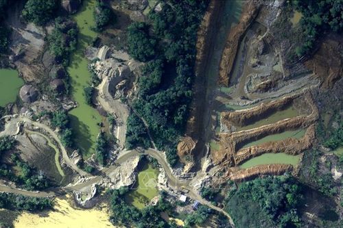 Khoảng 8.000 người Peru bị nhiễm độc chì, thạch tín, thủy ngân ở nồng độ cao