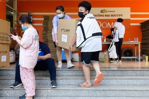 Gần 3.000 chỗ ở ký túc xá được bàn giao để phục vụ công tác cách ly