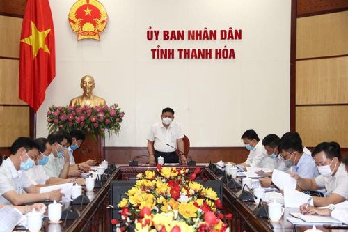 Phó Chủ tịch UBND tỉnh Nguyễn Văn Thi nghe báo cáo Đề án thu hút đầu tư theo hình thức PPP