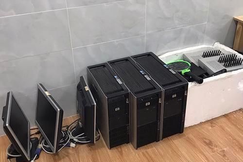 Cặp vợ chồng bị khởi tố vì mua bán 1.300 GB dữ liệu về tổ chức, cá nhân