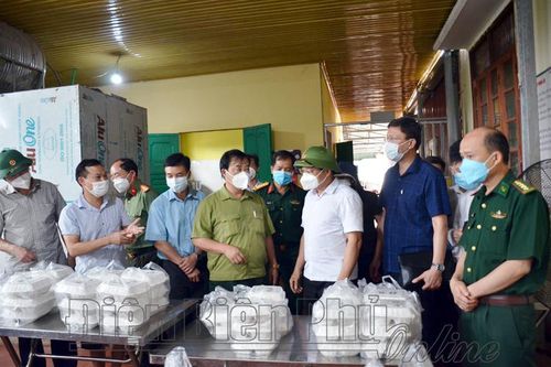 Bí thư Tỉnh ủy kiểm tra, động viên lực lượng phòng, chống dịch Covid-19 tại Nậm Pồ