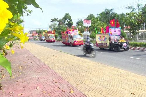 Hội thi xe hoa cổ động bầu cử