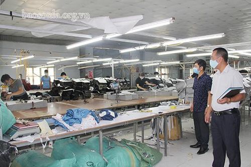 Kiểm tra phòng, chống dịch COVID-19 tại cơ sở sản xuất công nghiệp