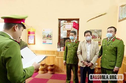 Thi hành kỷ luật đối với tổ chức đảng, đảng viên