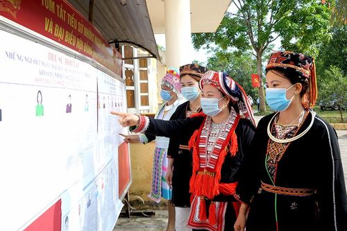 Cử tri tin tưởng, kỳ vọng vào chương trình hành động của người tham gia ứng cử